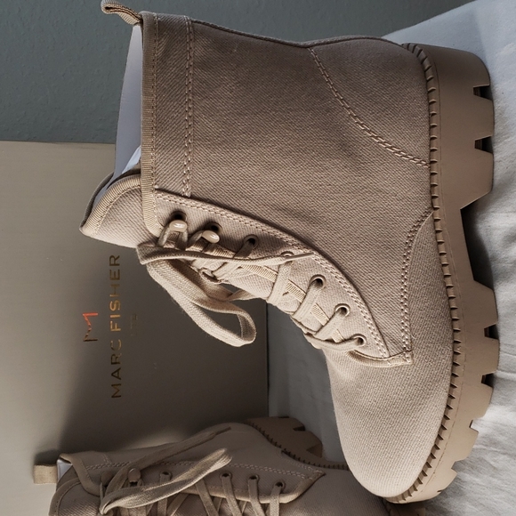 NEW Marc Fisher Fayth Lugsole Hiker Boot - Picture 3 of 11